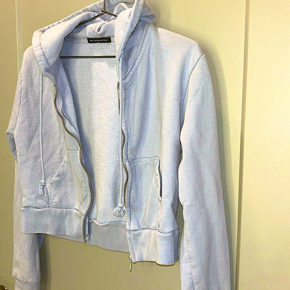 brandy melville zip up jacket - Picture 3 of 3